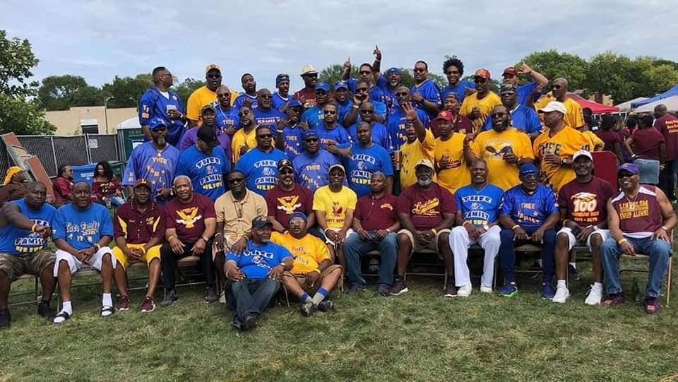 Thee Family members together at Nest Fest in 2019